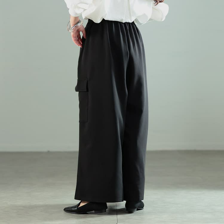 大きいサイズ レディース タックフレアワイドカーゴパンツ