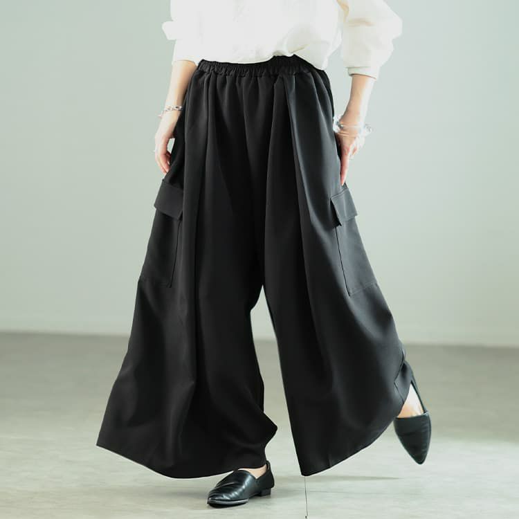 大きいサイズ レディース タックフレアワイドカーゴパンツ